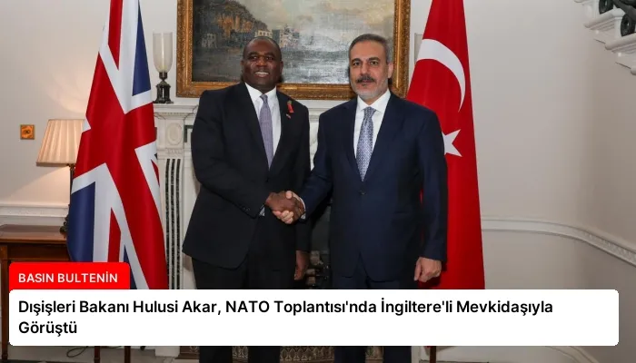Dışişleri Bakanı Hulusi Akar, NATO Toplantısı’nda İngiltere’li Mevkidaşıyla Görüştü