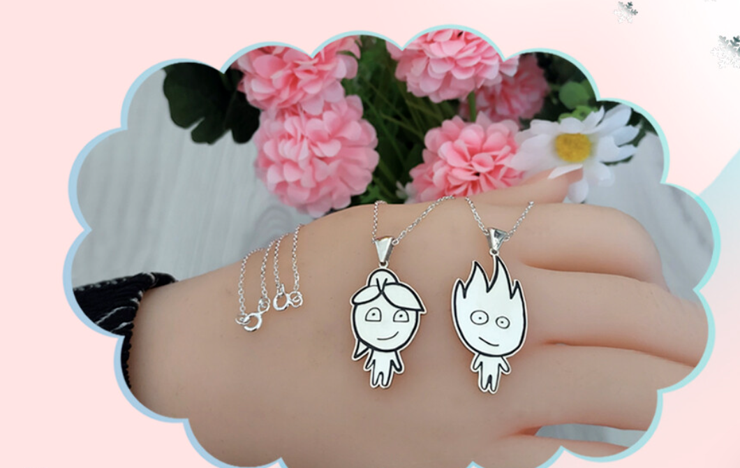 Kişiye Özel İsimli Kolyelerle Tarzınızı Yansıtıyor